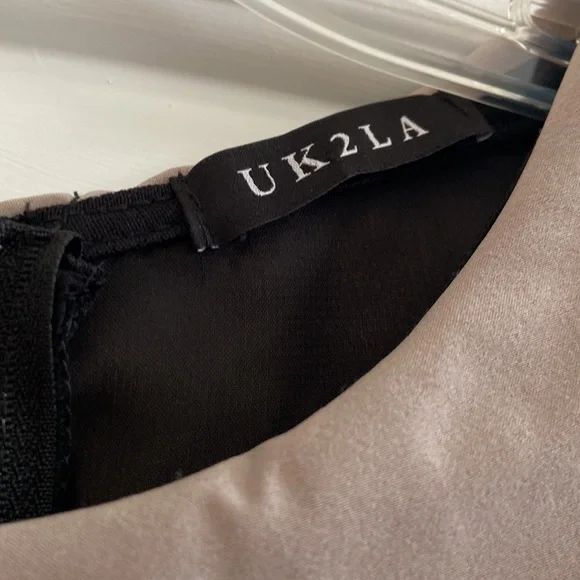 Cute pleated dress with sweetheart neckline size M - Picture 4 of 7